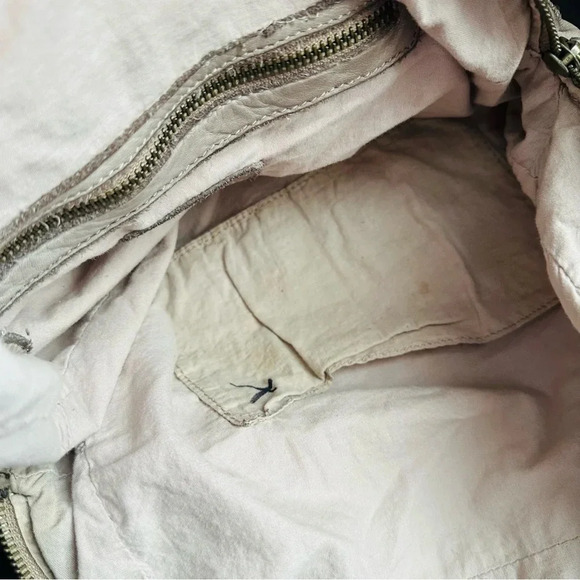 Sundance Made In Italy Genuine Leather Shoulder/Crossbody Bag - Picture 9 of 15